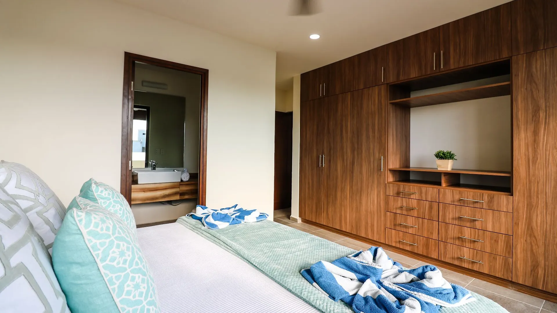 The Furlough Fur403 Apartment Playa del Carmen Mexico